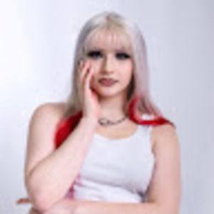 Meet your Posher, Hailey